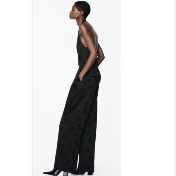 NWT  Zara Black Viscose Jacquard Halter Vest Jumpsuit  V-neckline Bloggers Fave - Picture 4 of 12